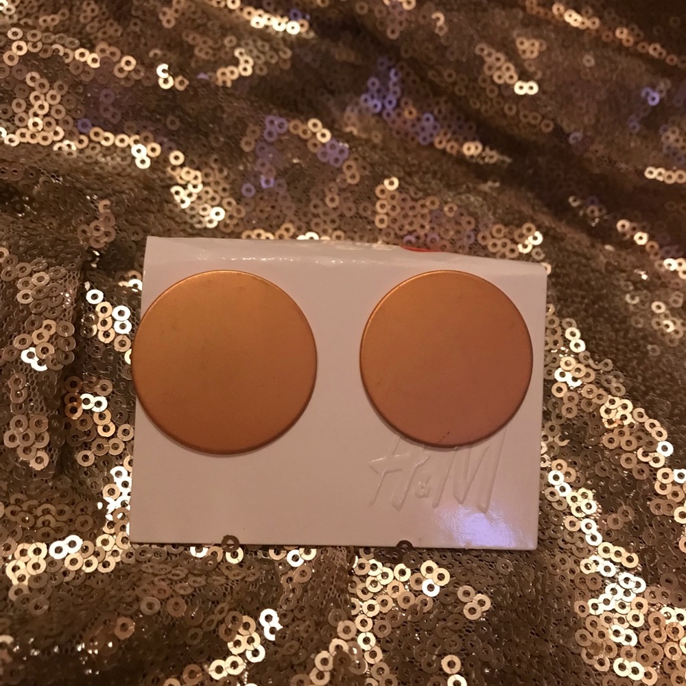 H&M Disc golden earrings! Make a statement! Unique
